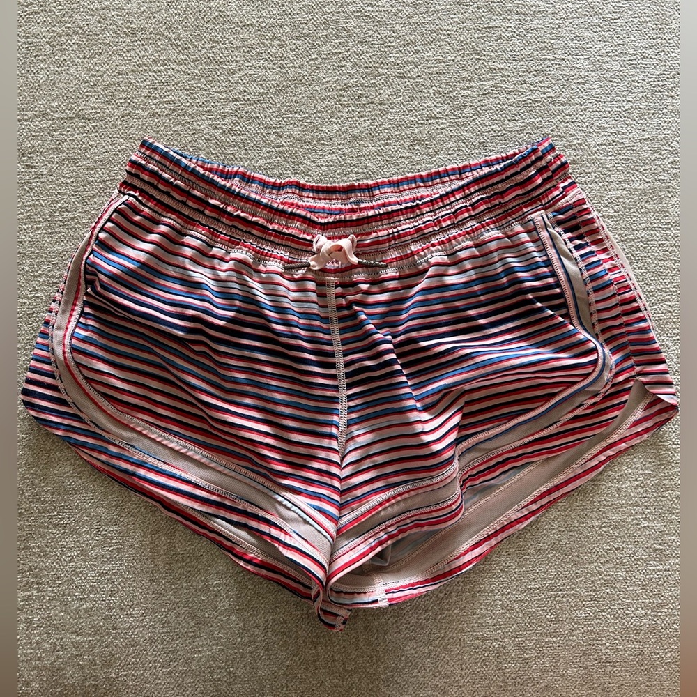 LuluLemon Make a move shorts
